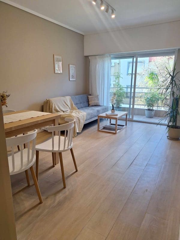 2 AMBIENTES A LA CALLE CON BALCON SALIENTE. - Imagen 3