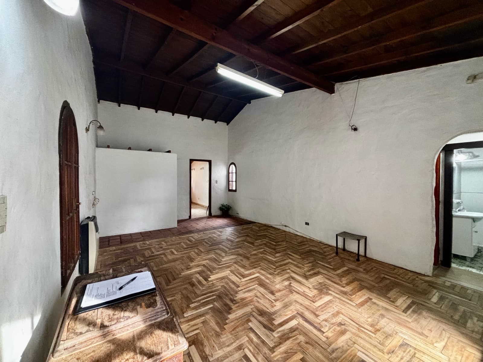 CASA 3 AMBIENTES USO PROFESIONAL en PARQUE CAMET - Imagen 4