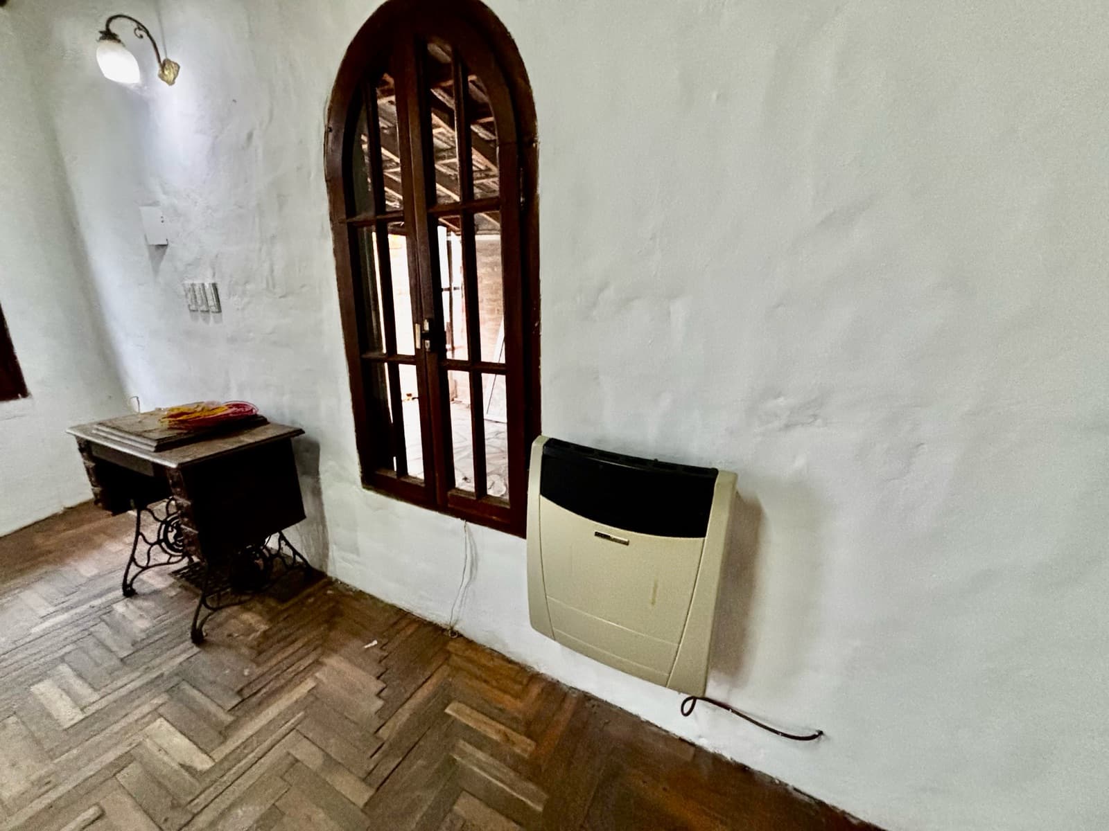 CASA 3 AMBIENTES USO PROFESIONAL en PARQUE CAMET - Imagen 5